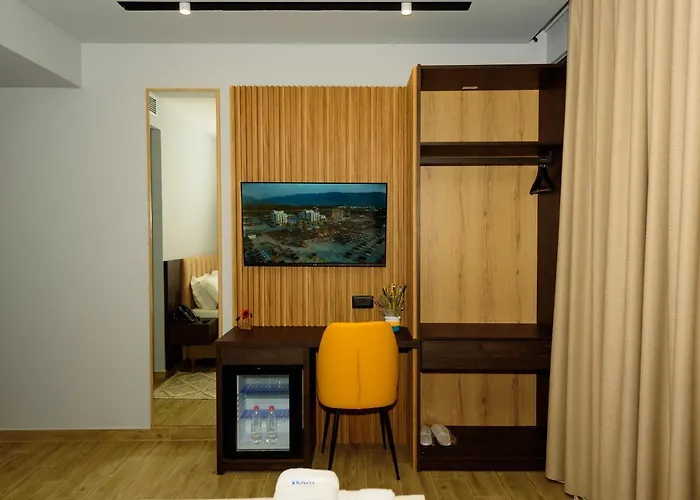 Kaan Hotel Radhime