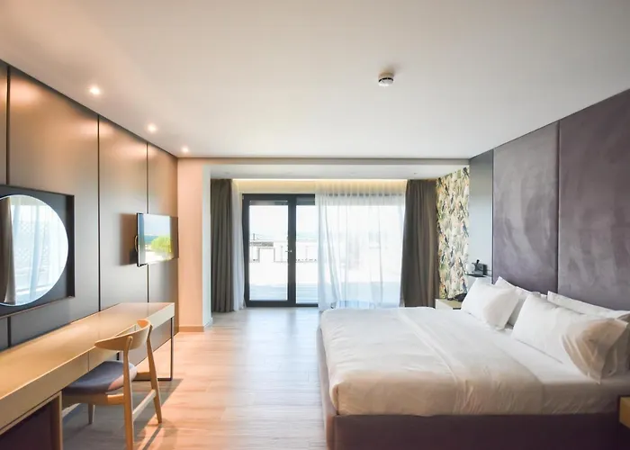 Flamingo Hotel Radhime - 4 star Hotel